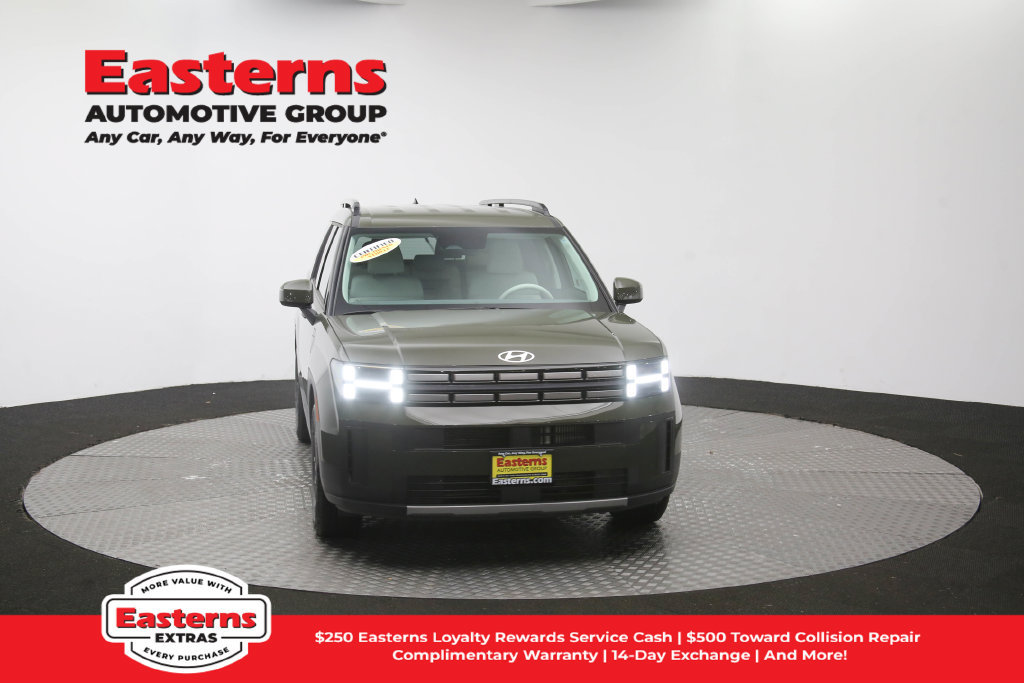 Used 2025 Hyundai Santa Fe SEL FWD image 55