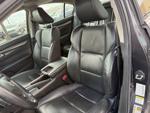 Used 2012 Acura TL w/ Technology Package image 8