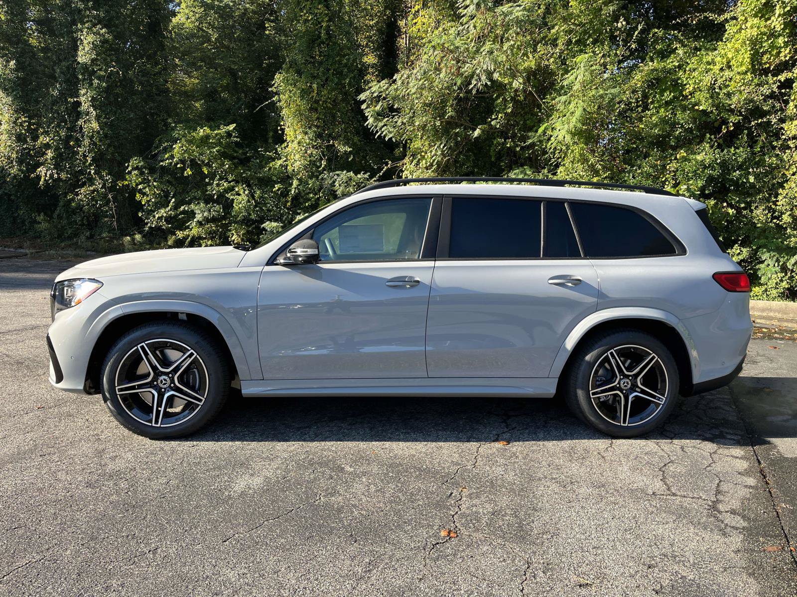 New 2027 Mercedes-Benz GLS 450 4MATIC image 15