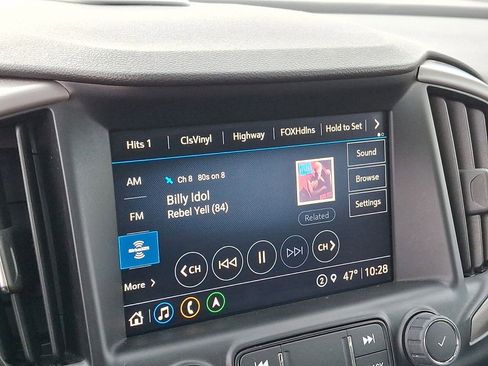 Used 2022 GMC Terrain AT4 w/ Infotainment Package II image 13