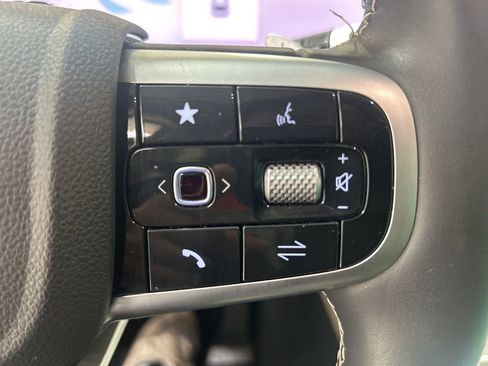 Used 2026 Genesis GV70 2.5T Advanced image 22