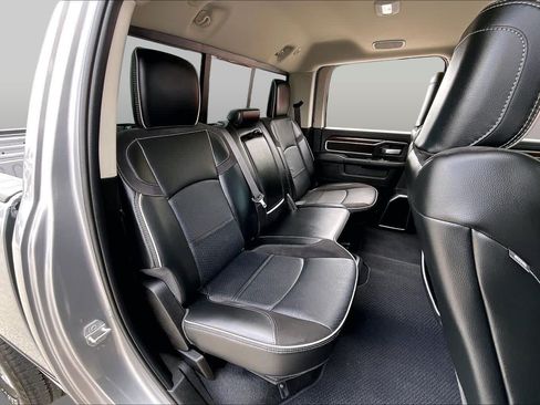 Used 2024 RAM 2500 Laramie w/ Safety Group AWD/4WD image 19