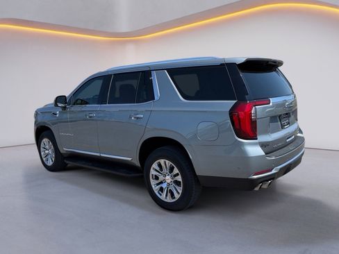 Used 2025 GMC Yukon Denali AWD/4WD image 5