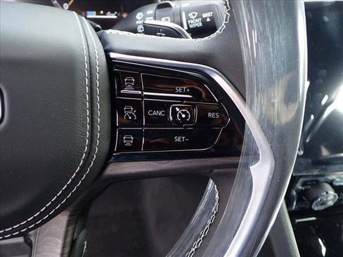 New 2025 Jeep Grand Cherokee L Overland w/ Luxury Tech Group IV image 19