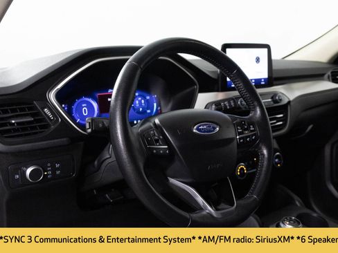 Used 2020 Ford Escape SE Sport image 5