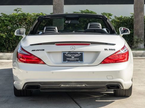 Used 2015 Mercedes-Benz SL 550 2dr Roadster SL 550 image 7