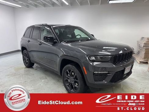 New 2025 Jeep Grand Cherokee Limited w/ Trailer Tow Package image 1