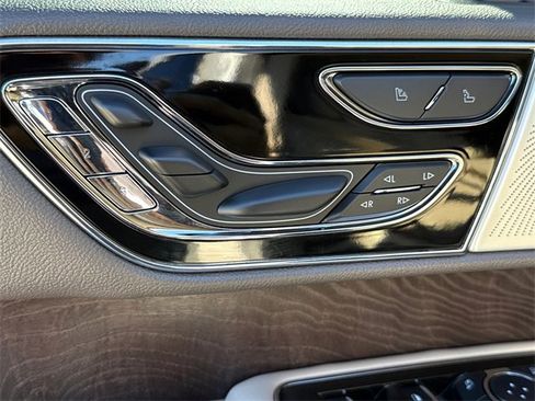 Used 2024 Lincoln Navigator Reserve image 23