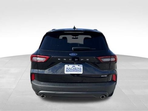 New 2026 Ford Escape ST-Line w/ Cold Weather Package AWD/4WD image 6