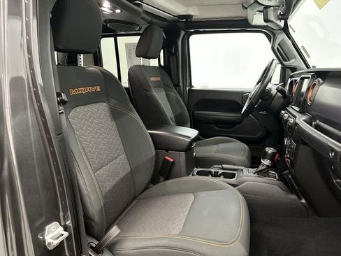 Used 2022 Jeep Gladiator Mojave w/ LED Lighting Group AWD/4WD image 28