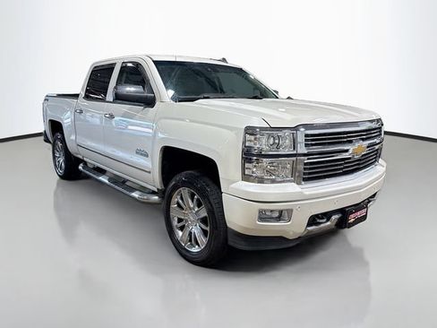 Used 2014 Chevrolet Silverado 1500 High Country w/ High Country Premium Package AWD/4WD image 3