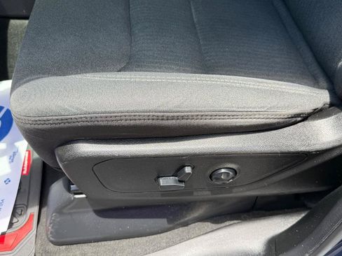 Used 2019 RAM 1500 Big Horn AWD/4WD image 24