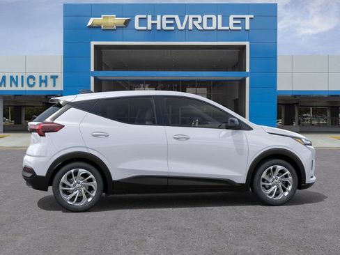 New 2027 Chevrolet Bolt LT image 5
