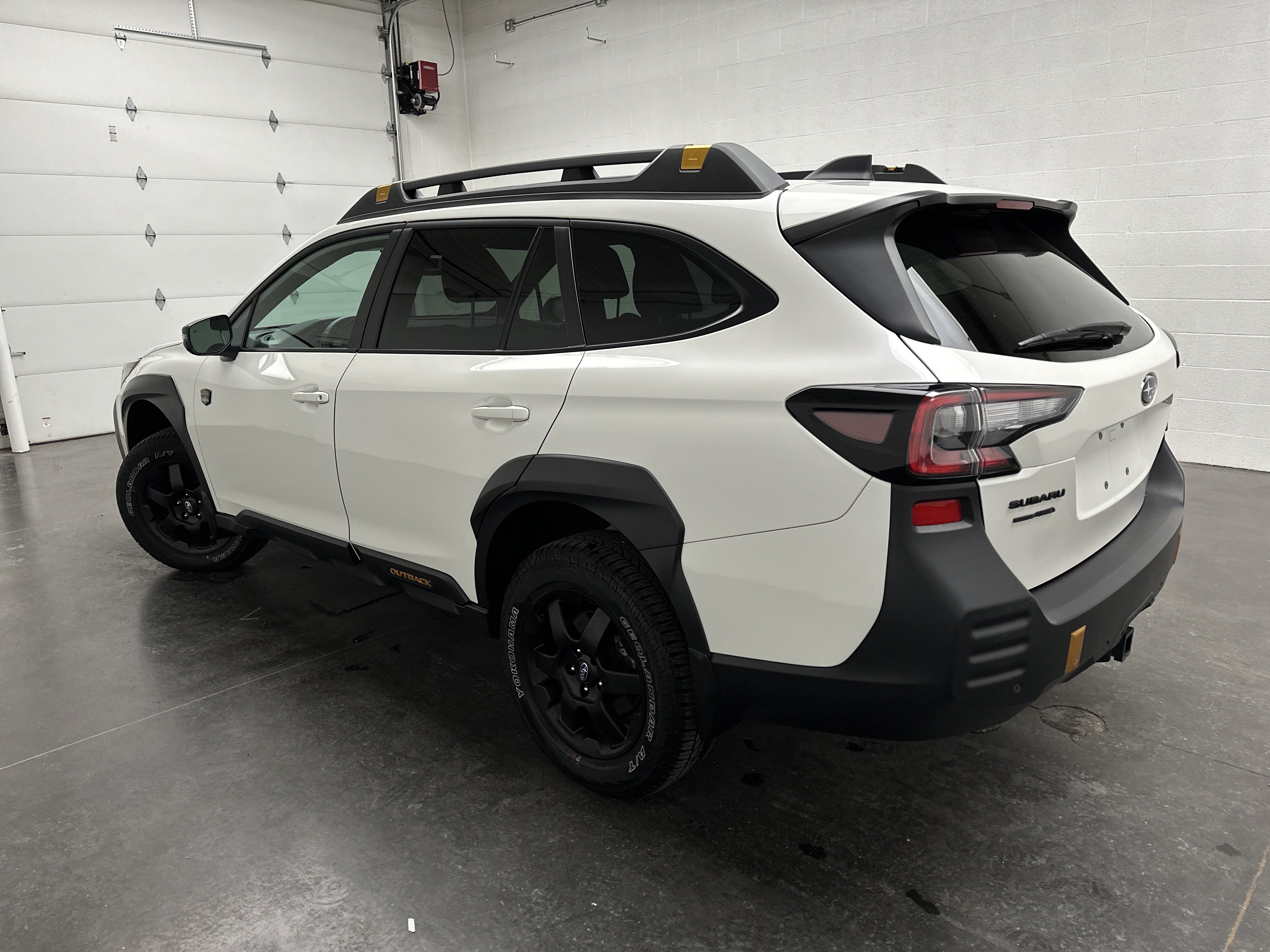 Used 2025 Subaru Outback Wilderness AWD/4WD image 7