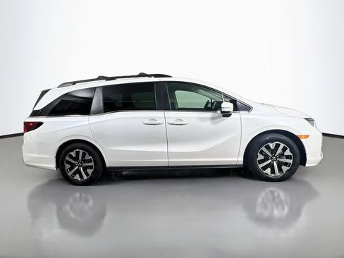 Certified 2025 Honda Odyssey EX-L image 10