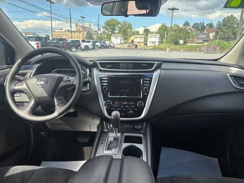 Used 2021 Nissan Murano S AWD/4WD image 6