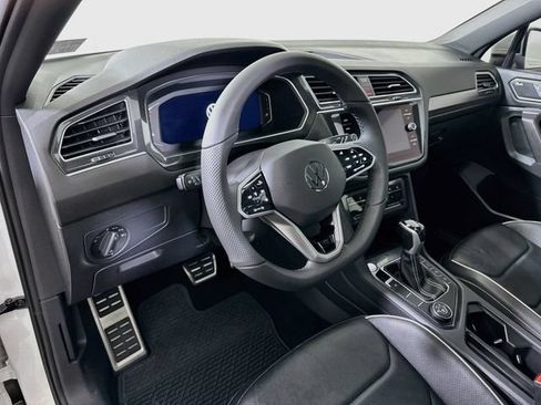 Used 2022 Volkswagen Tiguan SEL R-Line AWD/4WD image 10