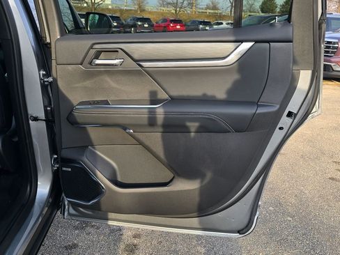 New 2026 GMC Acadia Elevation w/ Black Edition image 34