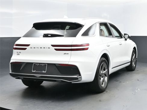 New 2026 Genesis GV70 2.5T Select image 10