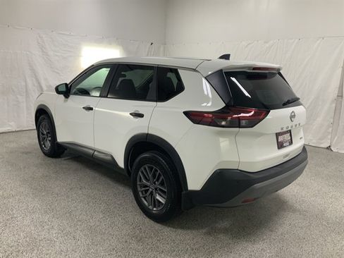 Used 2023 Nissan Rogue S AWD/4WD image 7