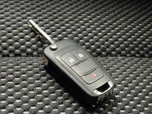 Used 2017 Chevrolet Equinox LS FWD image 32