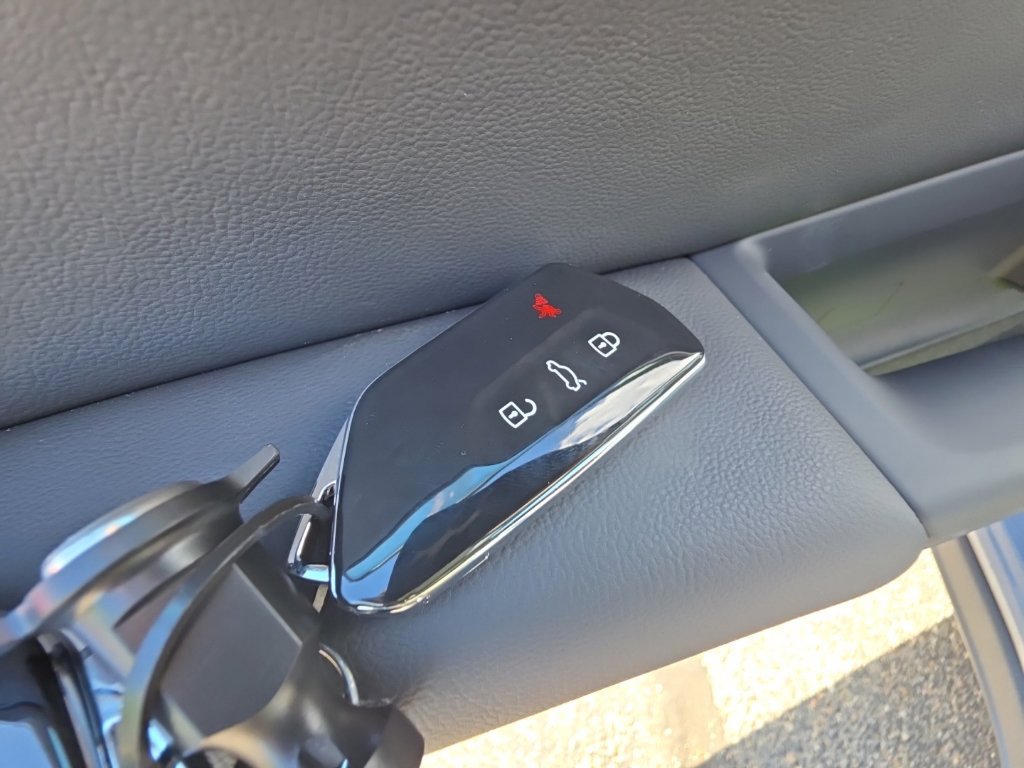 New 2026 Volkswagen GTI SE FWD image 28