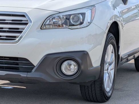 Used 2016 Subaru Outback 2.5i Premium AWD/4WD image 10