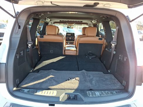 Certified 2024 INFINITI QX80 Sensory w/ Cargo Package image 31