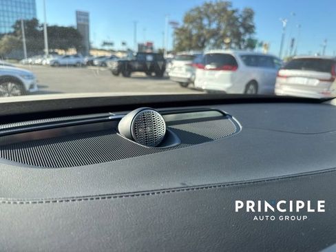 Used 2026 Volvo XC90 B6 Ultra w/ Lounge Package image 15