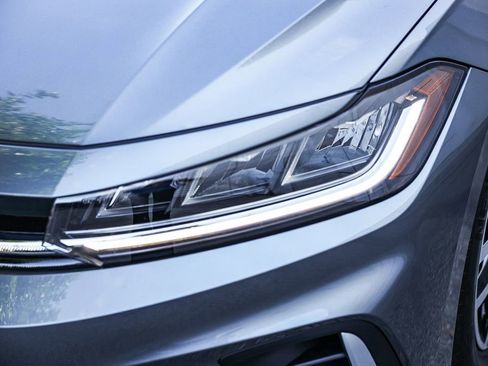 New 2026 Volkswagen Jetta SE image 17