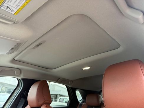 Used 2025 MAZDA CX-30 Carbon image 16