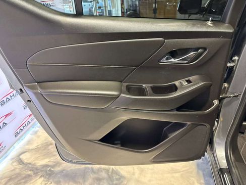 Used 2018 Chevrolet Traverse LS image 38