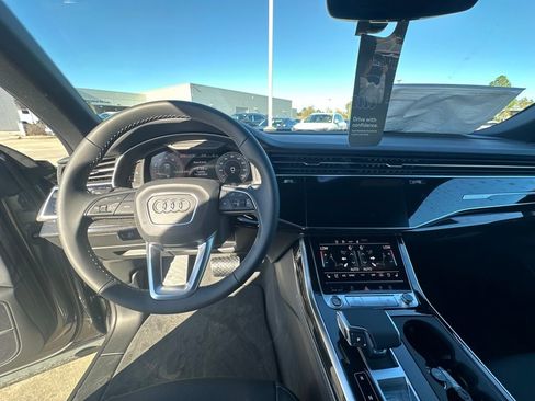 New 2026 Audi Q8 Premium Plus image 10