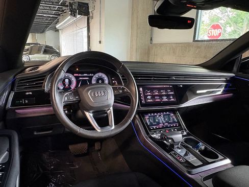 Used 2019 Audi Q8 Prestige w/ Towing Package AWD/4WD image 14