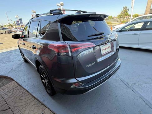 Used 2018 Toyota RAV4 SE w/ All Weather Liner Package FWD image 39