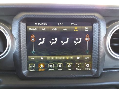 Used 2021 Jeep Wrangler Unlimited Sahara w/ Uconnect 4C Nav & Sound Group image 13