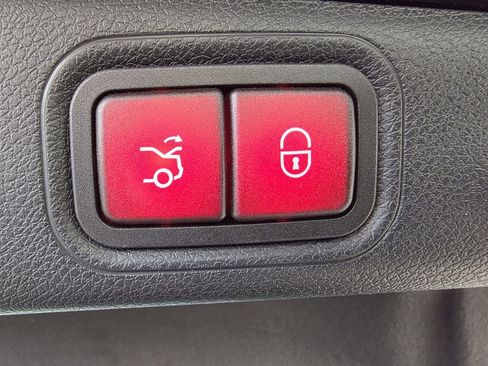 Certified 2023 Mercedes-Benz E 350 4MATIC Sedan image 37