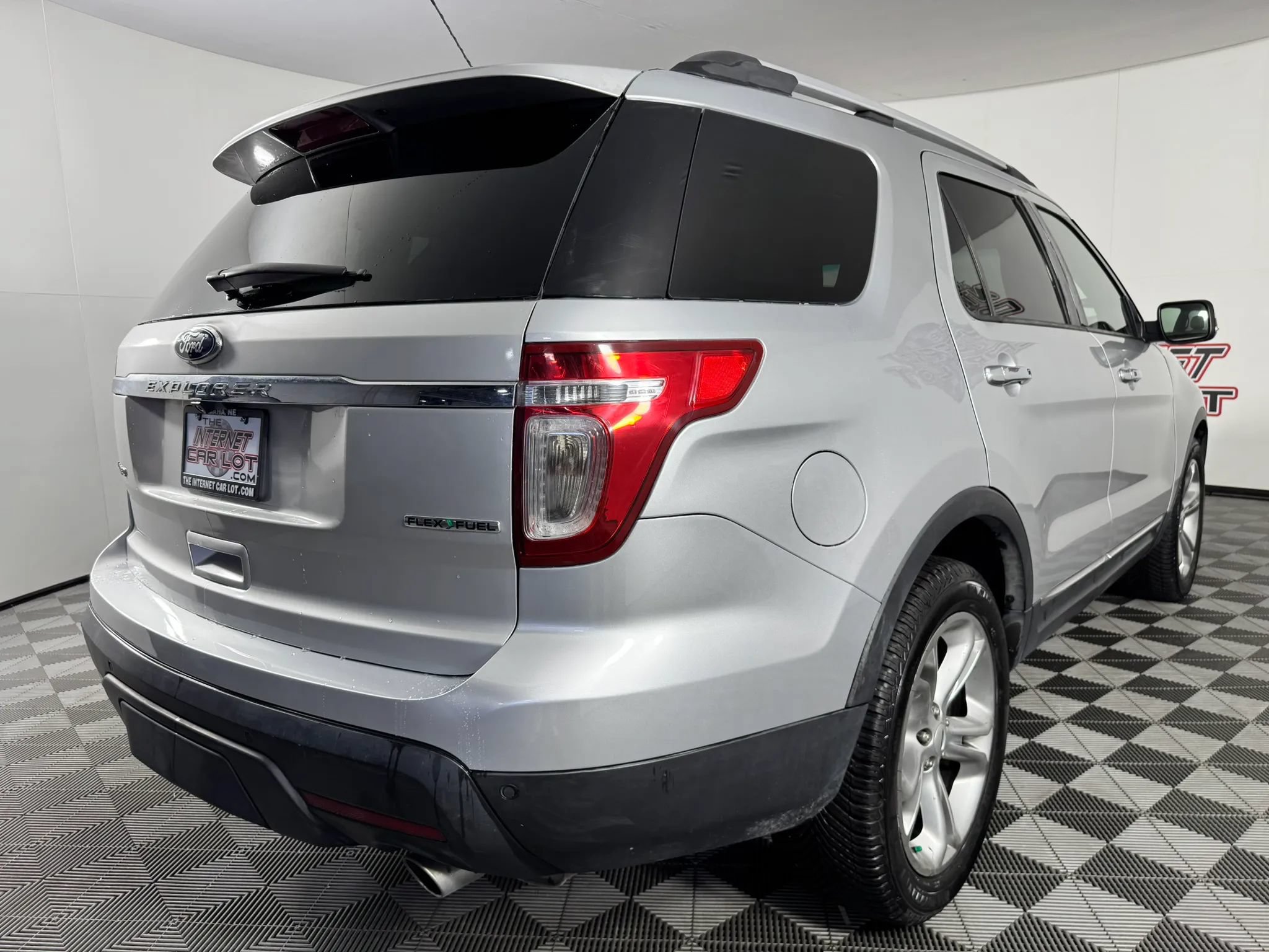 Used 2014 Ford Explorer Limited w/ Equipment Group 302A FWD image 29