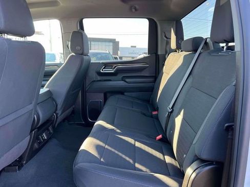 Used 2025 Chevrolet Silverado 1500 LT w/ Protection Package AWD/4WD image 24