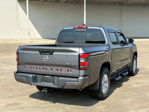 Used 2022 Nissan Frontier SV w/ Technology Package AWD/4WD image 16