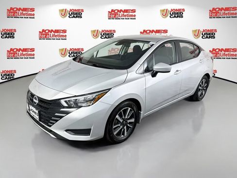 Certified 2025 Nissan Versa SV w/ Trunk Package FWD image 12