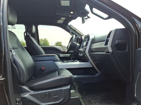 Used 2022 Ford F250 Lariat w/ Tremor Off-Road Package AWD/4WD image 11