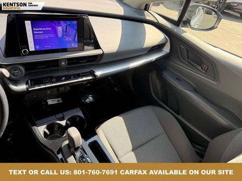 Used 2024 Toyota Prius LE image 24