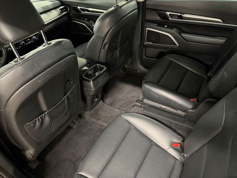 Used 2020 Kia Telluride S FWD image 28