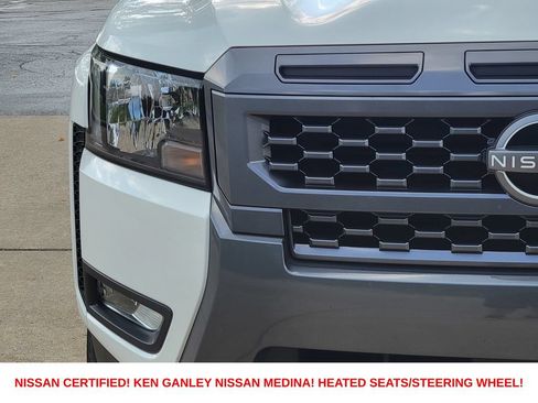 Certified 2025 Nissan Frontier SV w/ SV Convenience Package AWD/4WD image 9