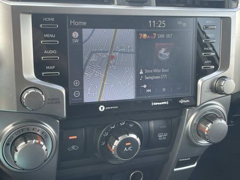 Used 2022 Toyota 4Runner SR5 Premium RWD image 18