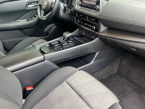 Used 2024 Nissan Rogue SV image 20