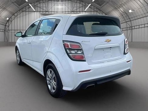 Used 2020 Chevrolet Sonic LT image 3