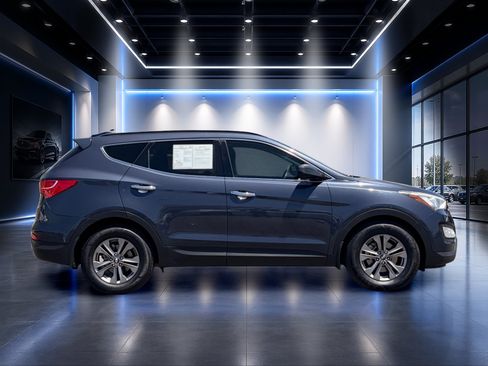 Used 2015 Hyundai Santa Fe Sport w/ Option Group 02 FWD image 3