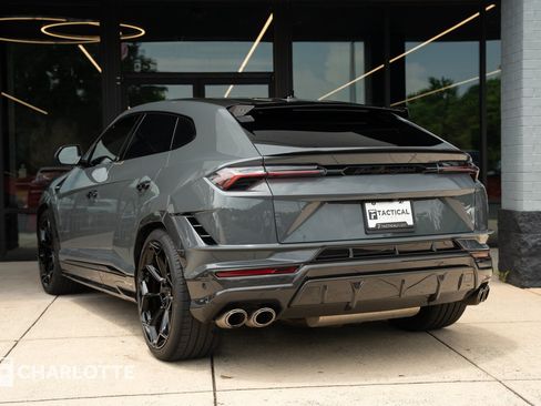 Used 2021 Lamborghini Urus AWD/4WD image 14